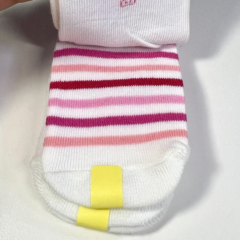 Disney Winnie The Pooh Ankle Socks Girl 3-4.5 Colorful‎ Novelty Cute 3 Pairs NWT